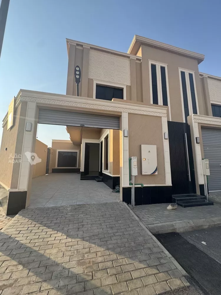 Floor for Sale in Al Muzahimiyah Al Ulaya