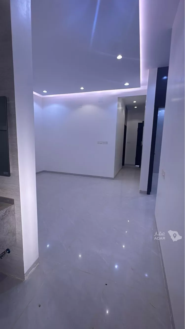 Floor for Sale in Al Muzahimiyah Al Ulaya 8