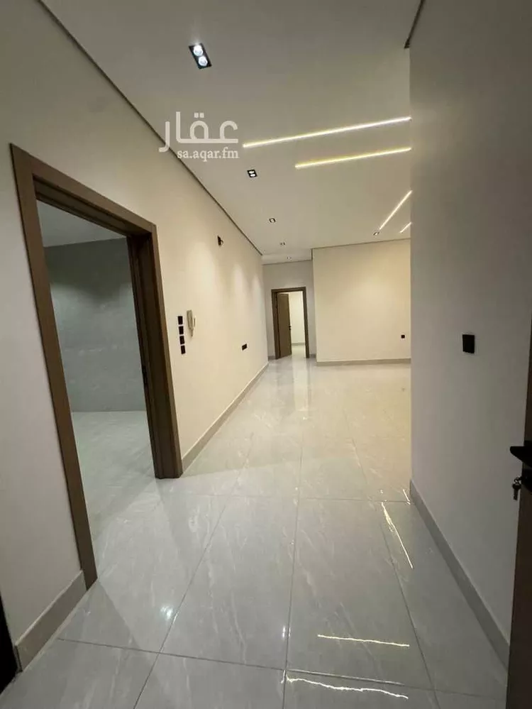 فيلا للبيع في شارع الندوة, حي الندوة, مدينة الرياض, منطقة الرياض صورة 3
