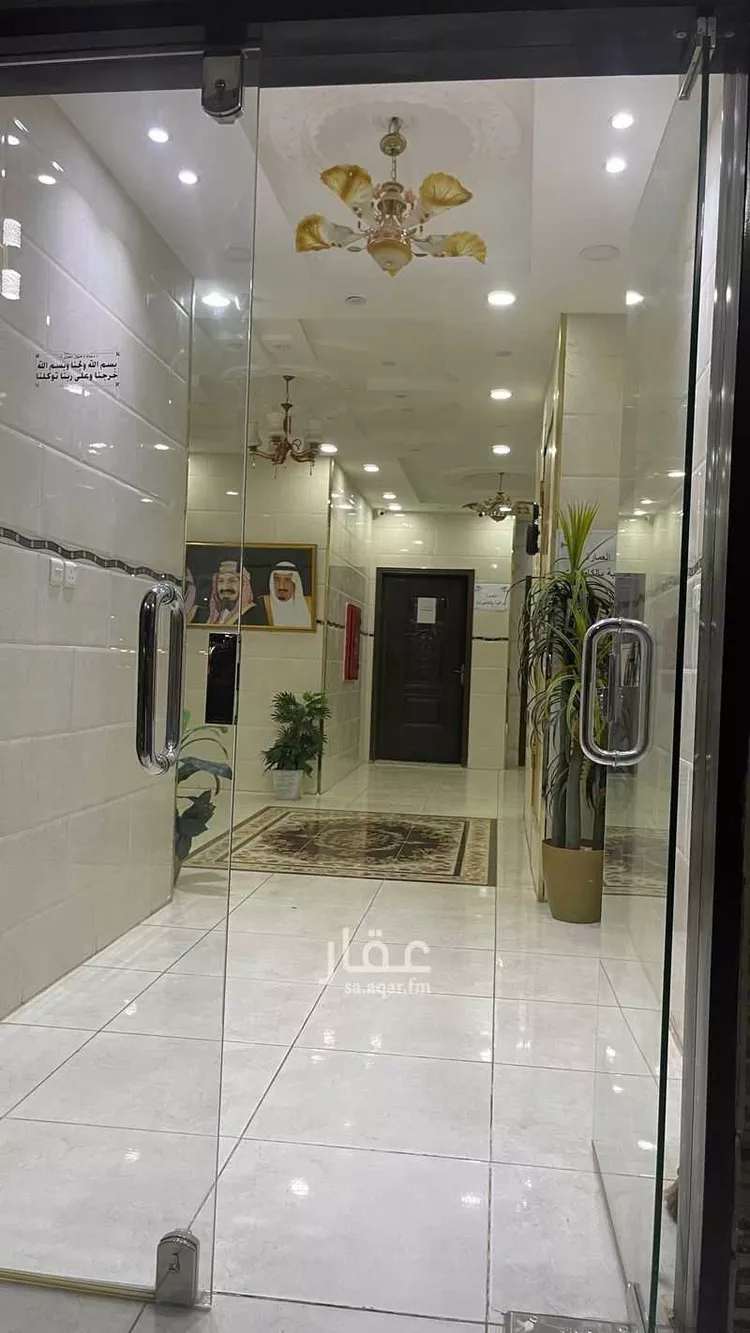 عمارة للإيجار في شارع النثرة, حي النظيم, مدينة تبوك, منطقة تبوك