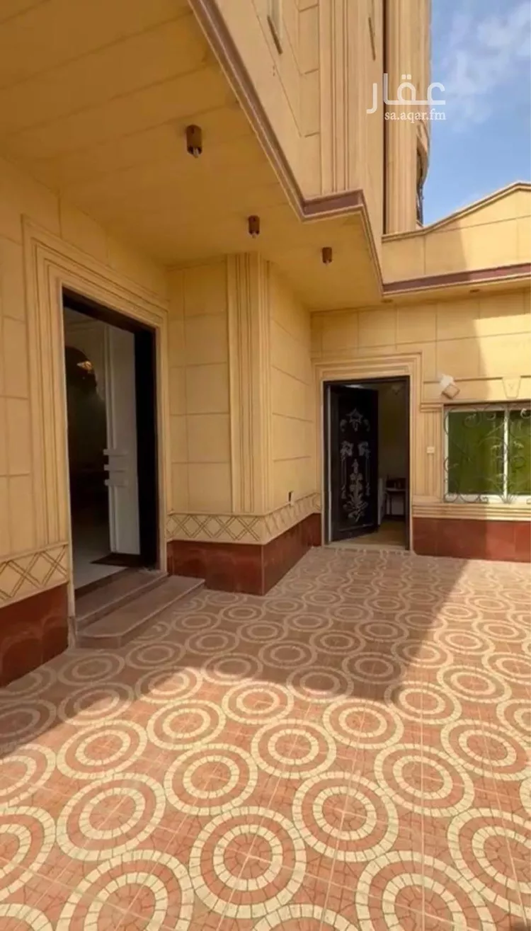 فيلا للبيع في شارع الحسين الغساني, حي الرمال, مدينة الرياض, منطقة الرياض صورة 4