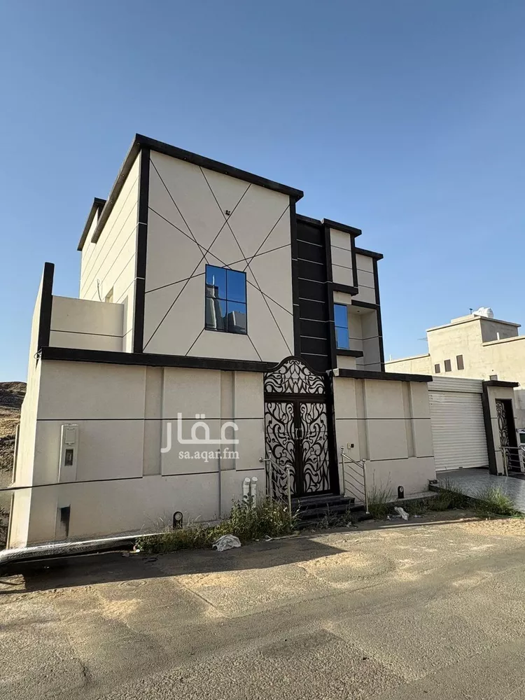 فيلا للبيع في شارع عمرة, حي سلطانة, مدينة ابها, منطقة عسير