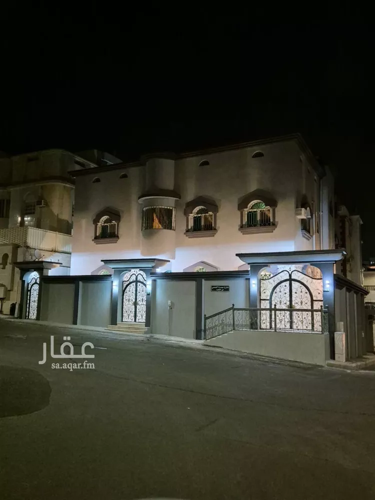 فيلا للبيع في حي السرور ، الطائف ، الطائف