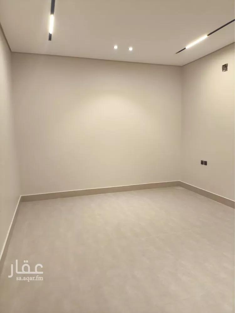 دور للبيع في شارع وادي ذي الرمث, حي بدر, مدينة الرياض, منطقة الرياض صورة 3