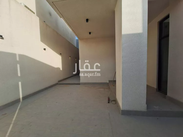 فيلا للبيع في شارع عفيف الدين القطان, حي الرمال, مدينة الرياض, منطقة الرياض صورة 2