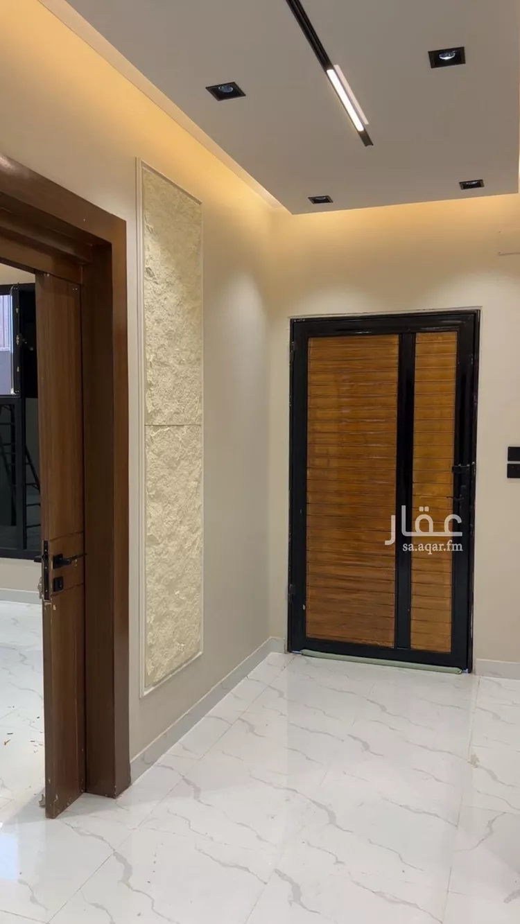 فيلا للبيع في شارع المروج 7, حي المروج, مدينة صامطة, منطقة جازان صورة 3