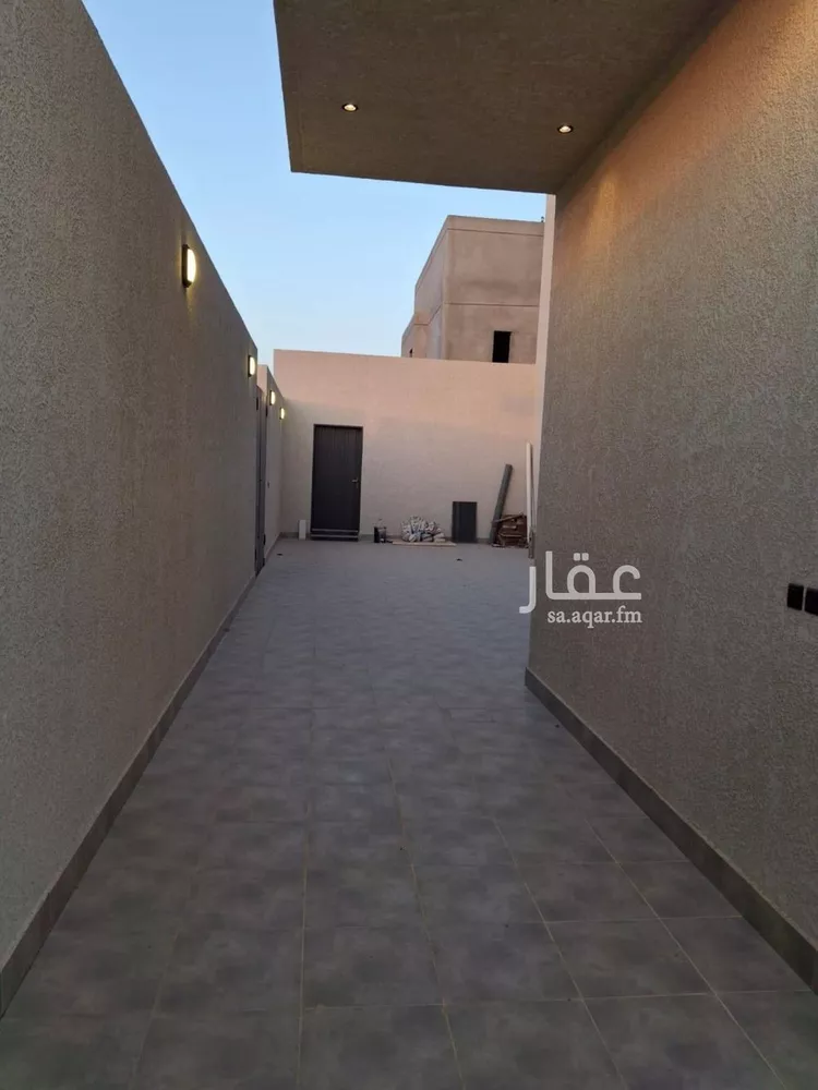 فيلا للبيع في شارع الحارث بن الصمة, حي الهدا, مدينة الخرج, منطقة الرياض صورة 2