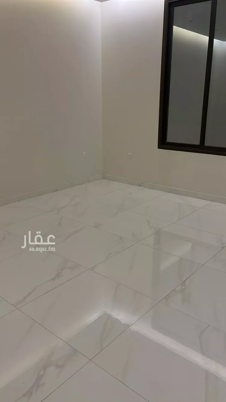 شقة للبيع في شارع الملك فهد بن عبد العزيز, حي غرب العزيزية, مدينة الخبر, المنطقة الشرقية صورة 2