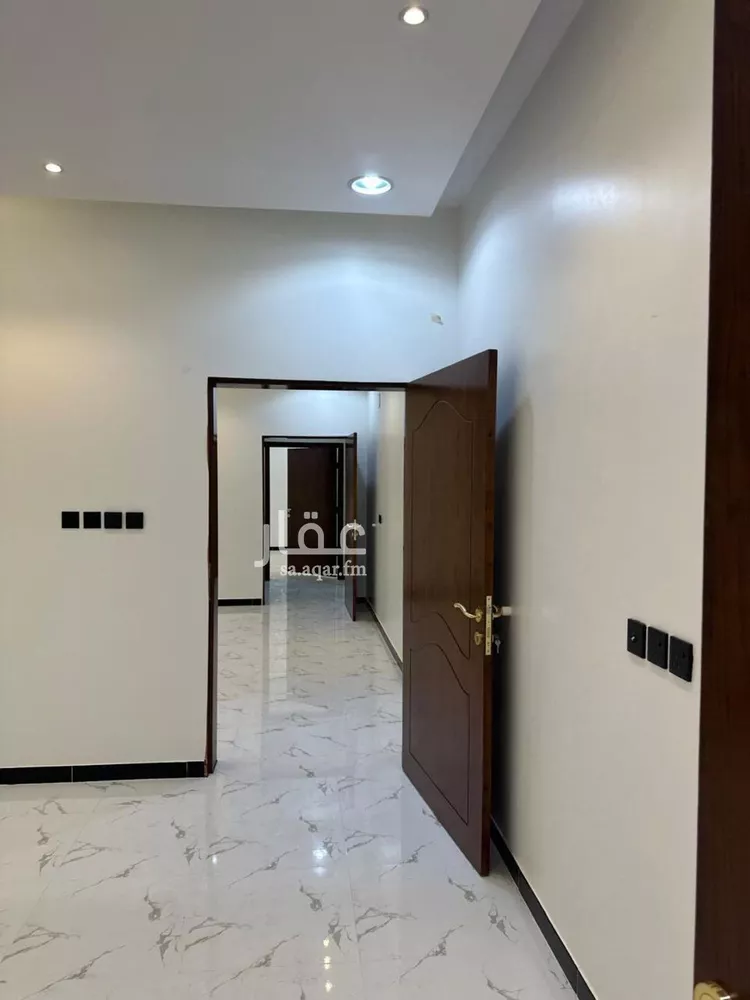 شقة للبيع في شارع  شرق المطار, حي الروضة, مدينة نجران, منطقة نجران صورة 5