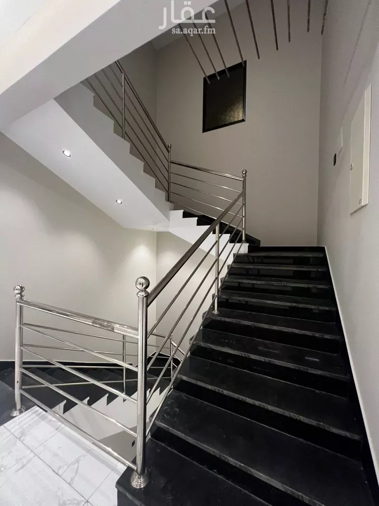 فيلا للبيع في شارع السلام 52, حي السلام, مدينة صامطة, منطقة جازان صورة 4