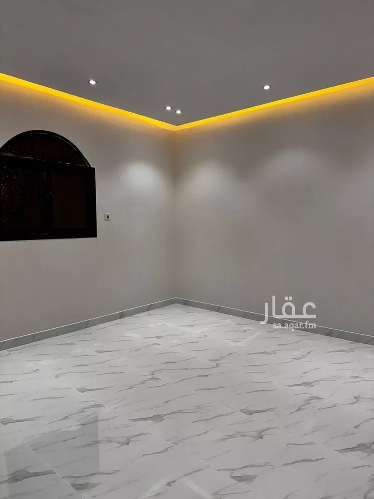 دور للبيع في شارع عبادة بن الصامت, حي النايفية, مدينة حفر الباطن, المنطقة الشرقية صورة 5