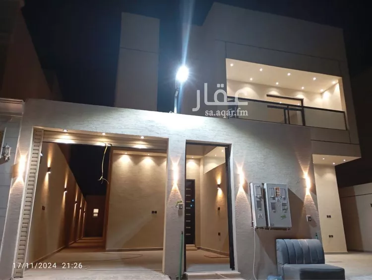 دور للبيع في شارع الامام مالك, حي بدر, مدينة الرياض, منطقة الرياض