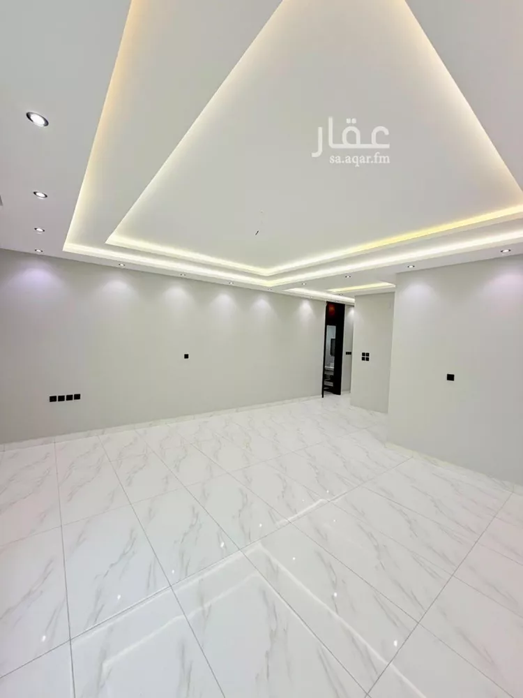 فيلا للبيع في شارع الملك عبدالعزيز, حي الشرقية, مدينة القنفذة, منطقة مكة المكرمة