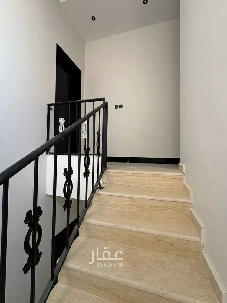 شقة للبيع في شارع رقم 74, حي الندوة, مدينة الرياض, منطقة الرياض صورة 3