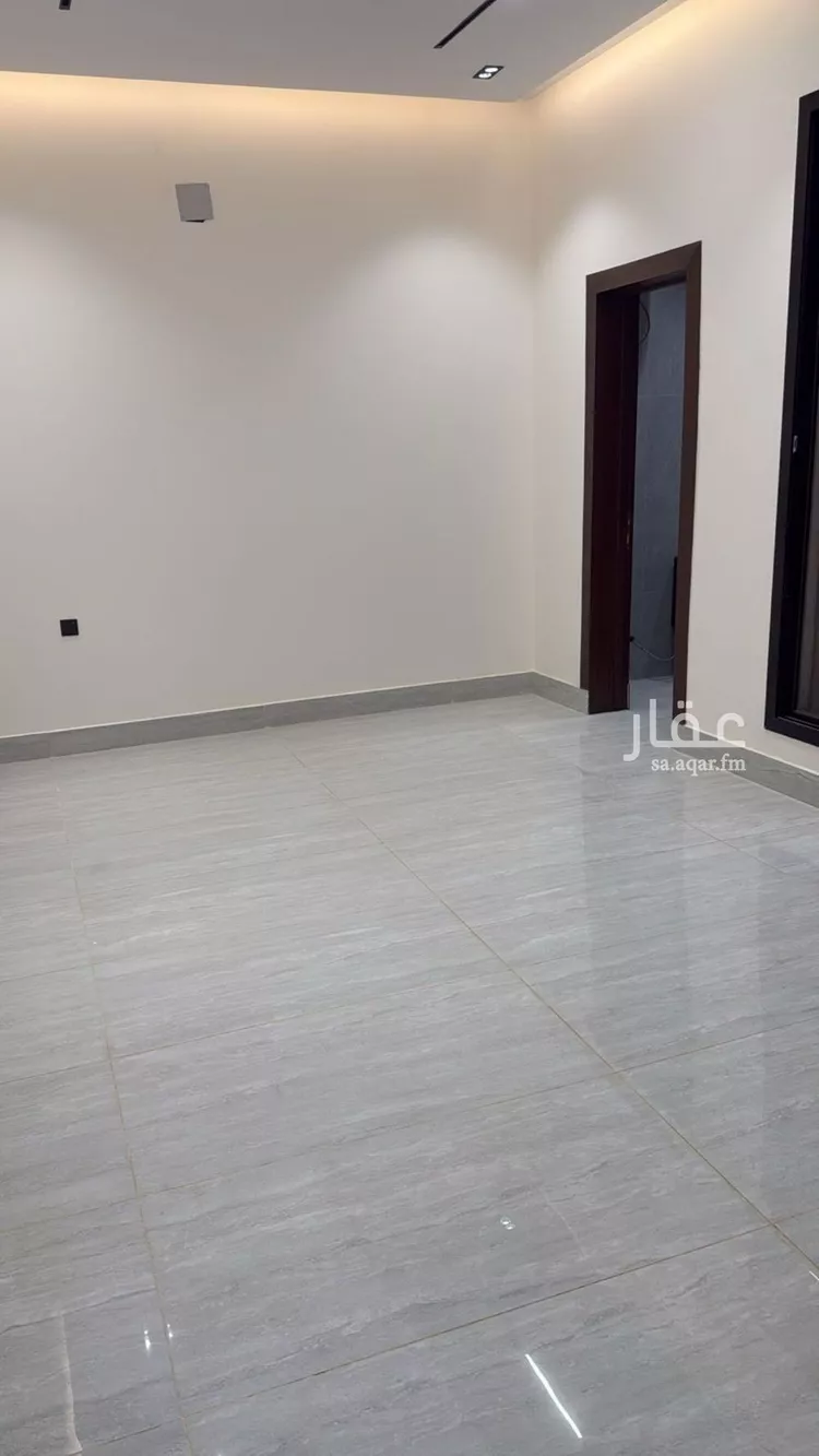 دور للبيع في شارع 289, حي الندوة, مدينة الرياض, منطقة الرياض صورة 3