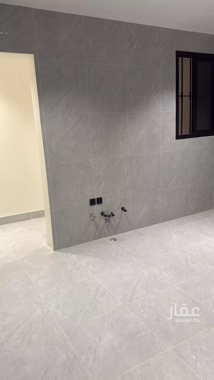 دور للبيع في شارع رقم 71, حي الندوة, مدينة الرياض, منطقة الرياض صورة 4