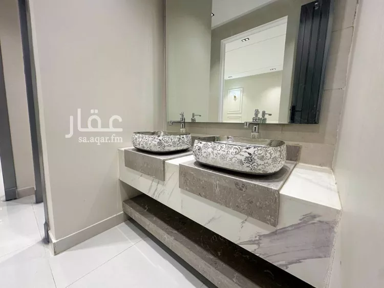 دور للبيع في شارع سفيان بن عوف, حي المعارض, مدينة خميس مشيط, منطقة عسير صورة 2