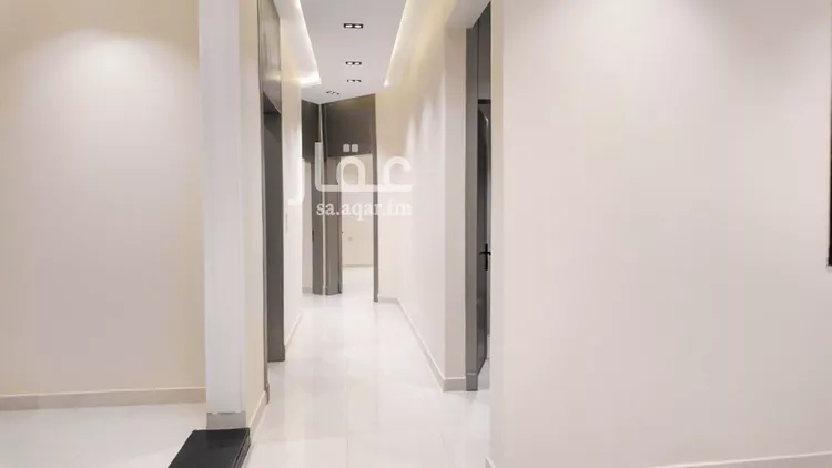 Floor for Sale in Khamis Mushait Ar Rabie 8