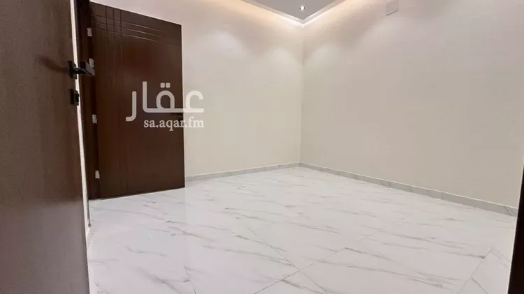 دور للبيع في شارع يزيد بن الأسود, حي بدر, مدينة الرياض, منطقة الرياض صورة 3