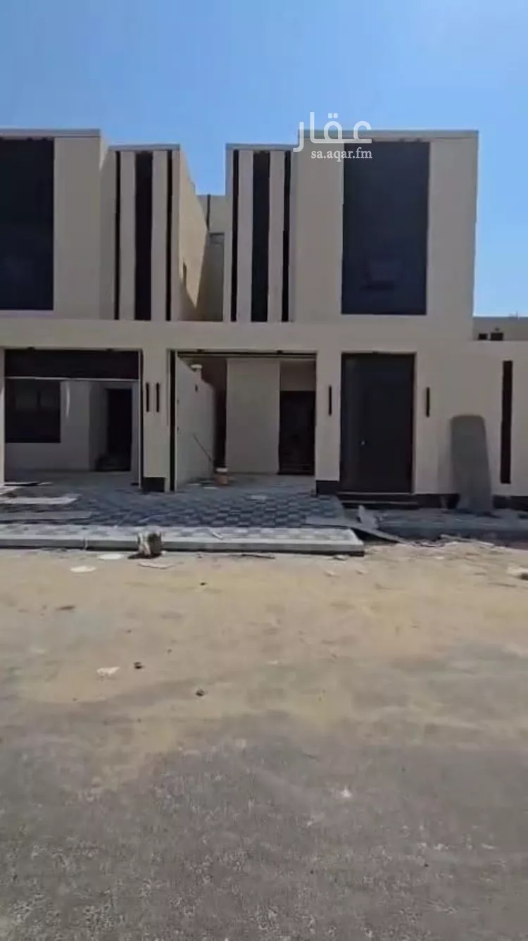 فيلا للبيع في شارع ابن العربي, حي ضاحية الملك فهد, مدينة الدمام, المنطقة الشرقية