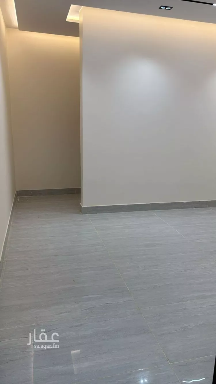 Floor for Sale in Riyadh An Nadhim 6