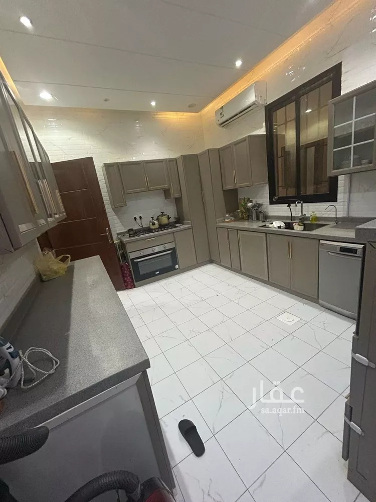 دور للبيع في شارع سدرة, حي بدر, مدينة الرياض, منطقة الرياض صورة 3