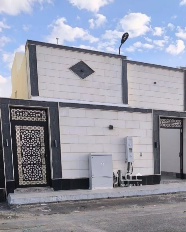 دور للبيع في شارع قوص, حي الرياض, مدينة جدة, منطقة مكة المكرمة