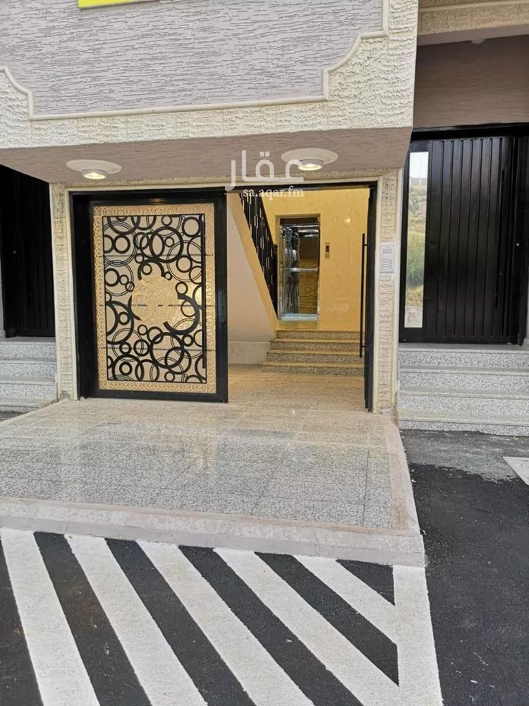 شقة للبيع في شارع ملاحة, حي الروضة, مدينة أبها, منطقة عسير صورة 4