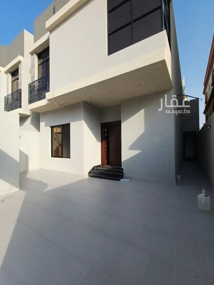 فيلا للبيع في شارع عبدالعزيز البواردي, حي الرياض, مدينة جدة, منطقة مكة المكرمة صورة 2