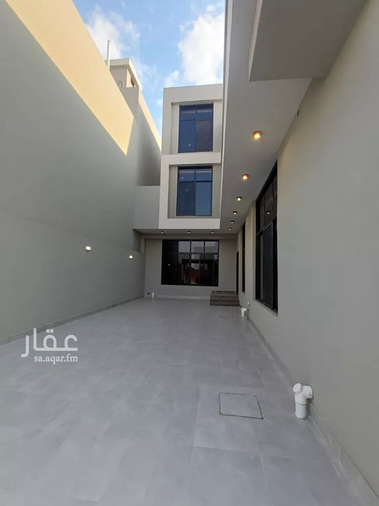 فيلا للبيع في شارع الحديثي, حي الرحمانية, مدينة جدة, منطقة مكة المكرمة