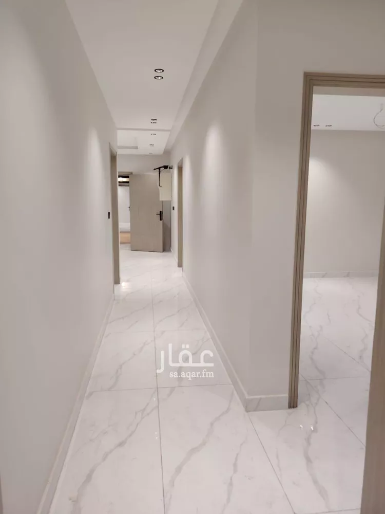 شقة للبيع في شارع محمد بن علي البكري, حي أم السلم, مدينة جدة, منطقة مكة المكرمة