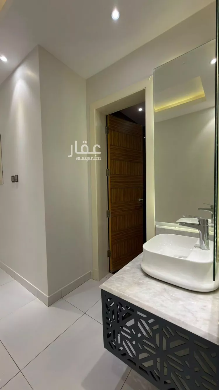 Apartment for Rent in Riyadh Al Malqa 10