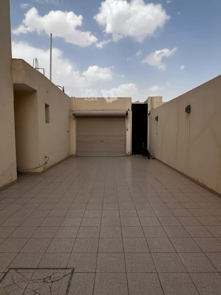 فيلا للبيع في شارع عقرباء 218, حي عقرباء, مدينة الجبيلة, منطقة الرياض 10