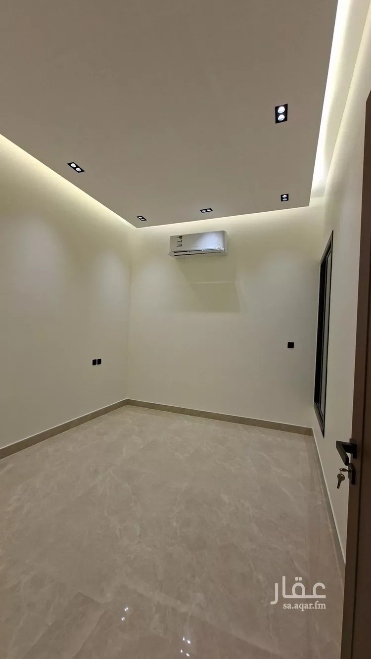 فيلا للإيجار في شارع عبدالرحمن البصري, حي القيروان, مدينة الرياض, منطقة الرياض صورة 4