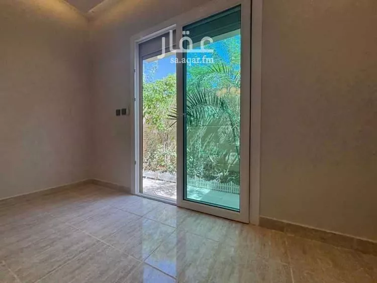 فيلا للإيجار في شارع أحمد الحسباني, حي مطار الملك خالد الدولي, مدينة الرياض, منطقة الرياض صورة 3