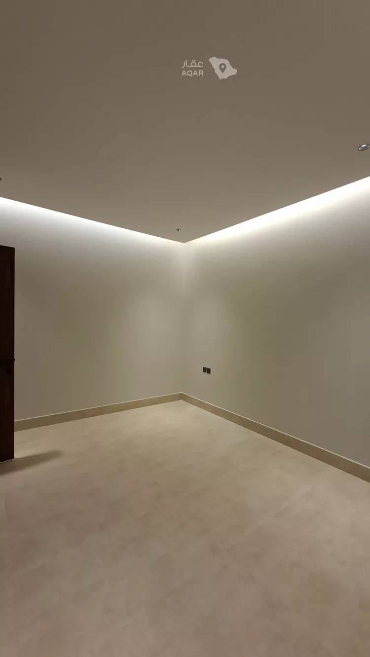 Floor for Rent in Riyadh Al Malqa 2