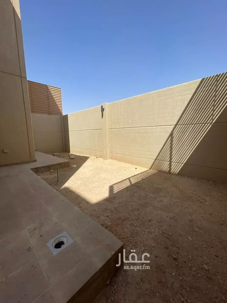 فيلا للبيع في شارع طلحة العلثي, حي مطار الملك خالد الدولي, مدينة الرياض, منطقة الرياض صورة 5