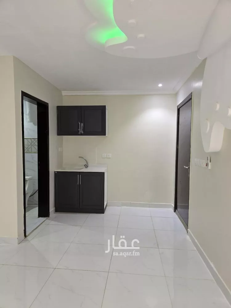 غرفة للإيجار في شارع الحلية, حي الملقا, مدينة الرياض, منطقة الرياض صورة 4