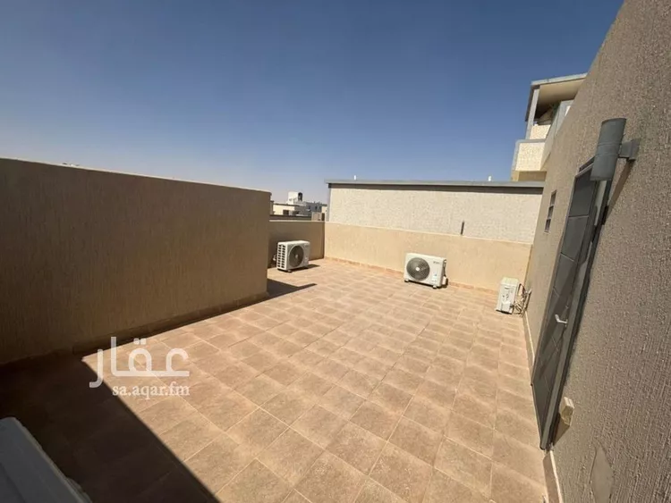 فيلا للبيع في شارع أحمد الحسباني, حي مطار الملك خالد الدولي, مدينة الرياض, منطقة الرياض 17