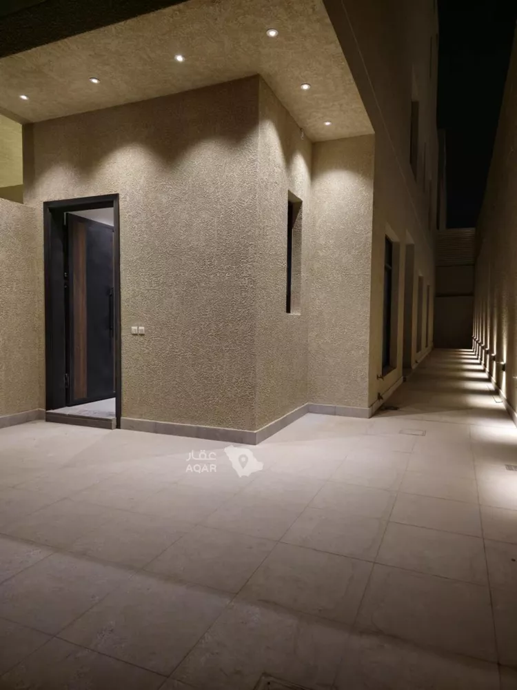 Floor for Sale in Riyadh Ar Rimal 10