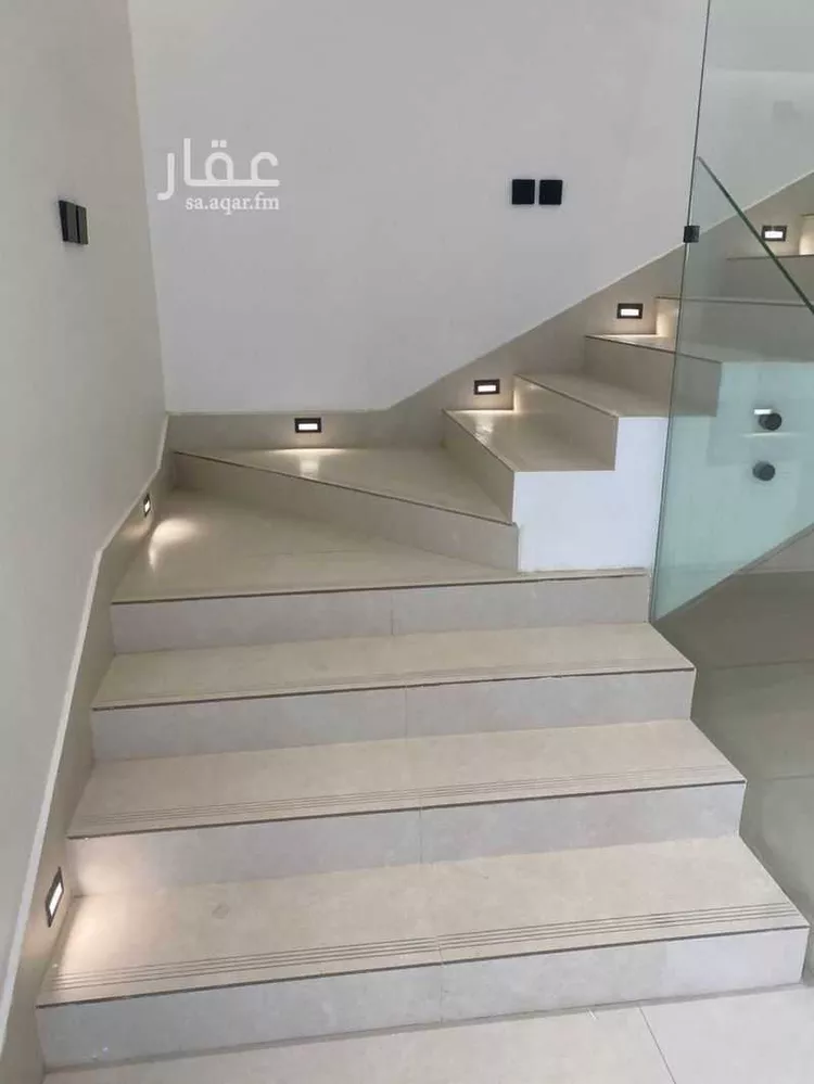 فيلا للإيجار في شارع ابن عبدالغافر النيسابوري, حي العارض, مدينة الرياض, منطقة الرياض صورة 2