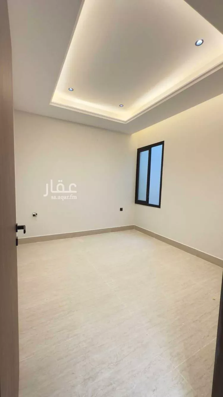 Floor for Sale in Riyadh Dirab 11