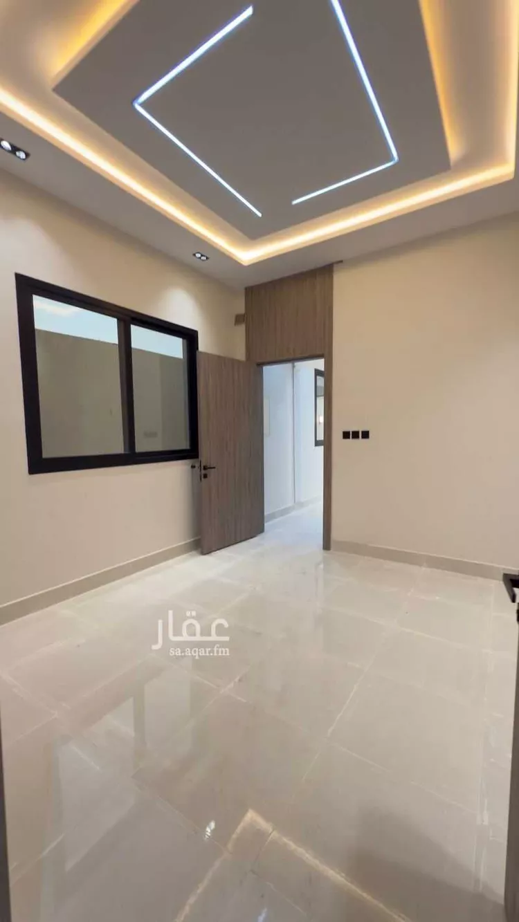 Floor for Sale in Riyadh Dirab 7