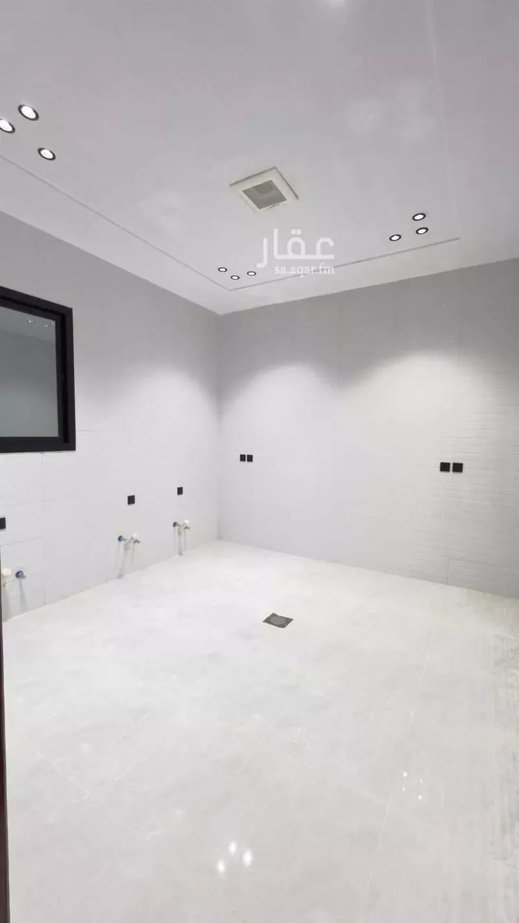 دور للبيع في شارع وادي الزرقاء, حي ديراب, مدينة الرياض, منطقة الرياض 15