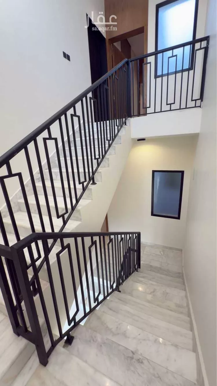 Floor for Sale in Riyadh Sultanah 18