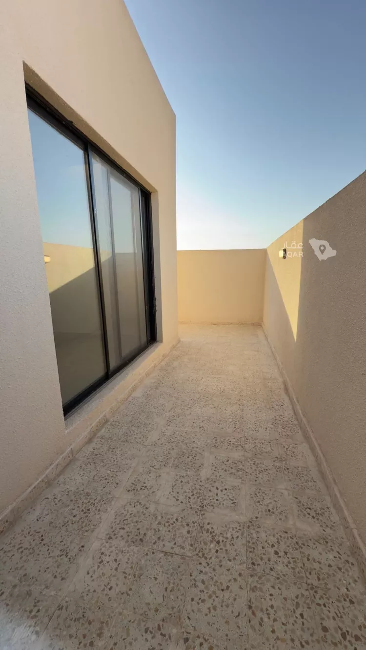 Floor for Sale in Riyadh As Suwaidi Al Gharabi 11