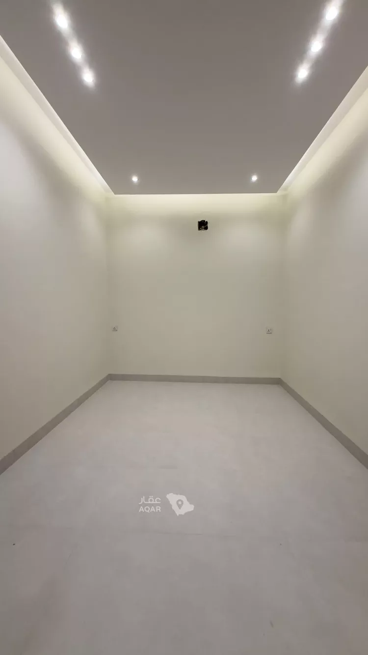 فيلا للبيع في شارع الموفق الصابوني, حي الزهرة, مدينة الرياض, منطقة الرياض 11