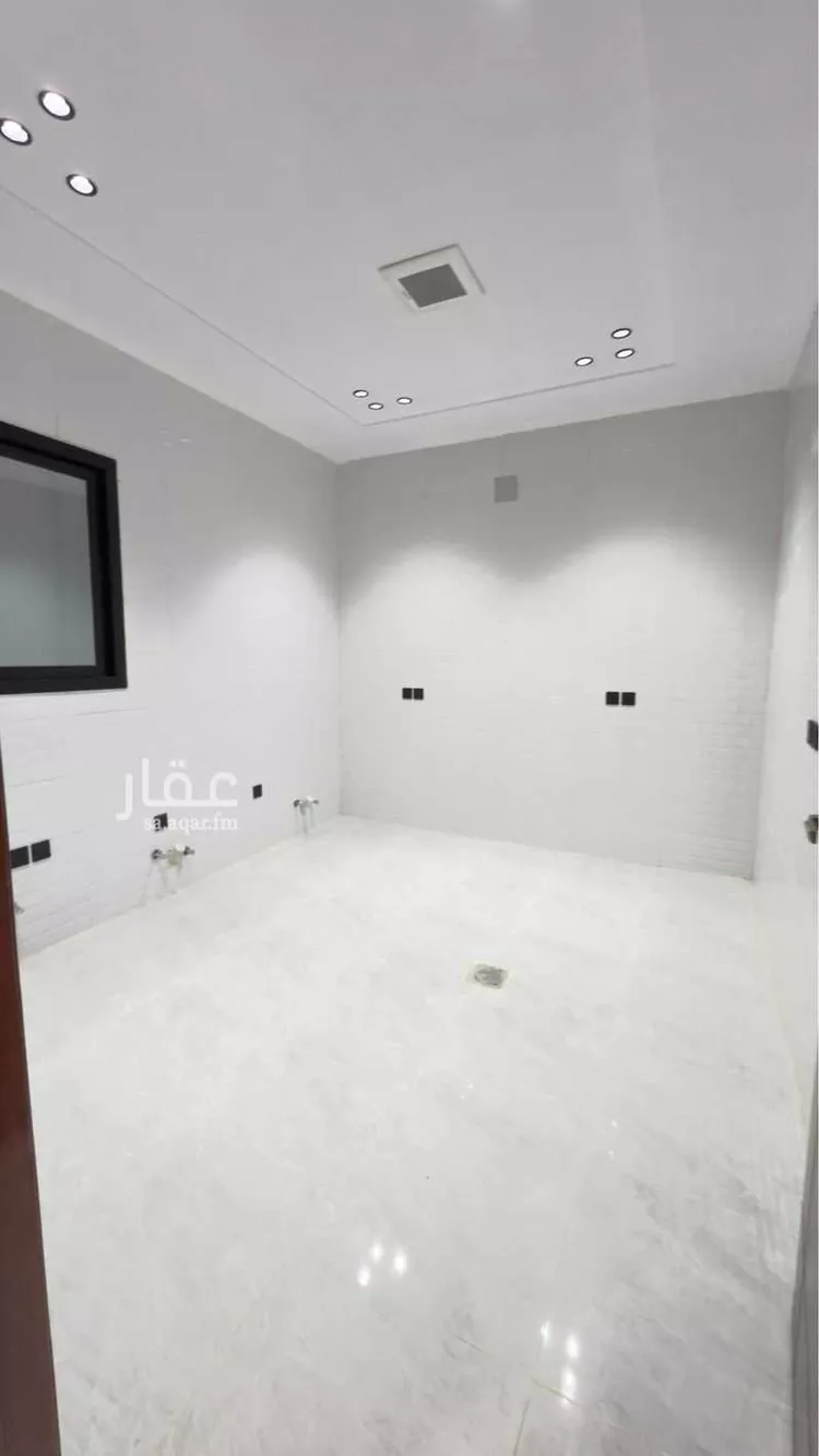 دور للبيع في شارع الزرقاء , حي ديراب, مدينة الرياض, منطقة الرياض 11