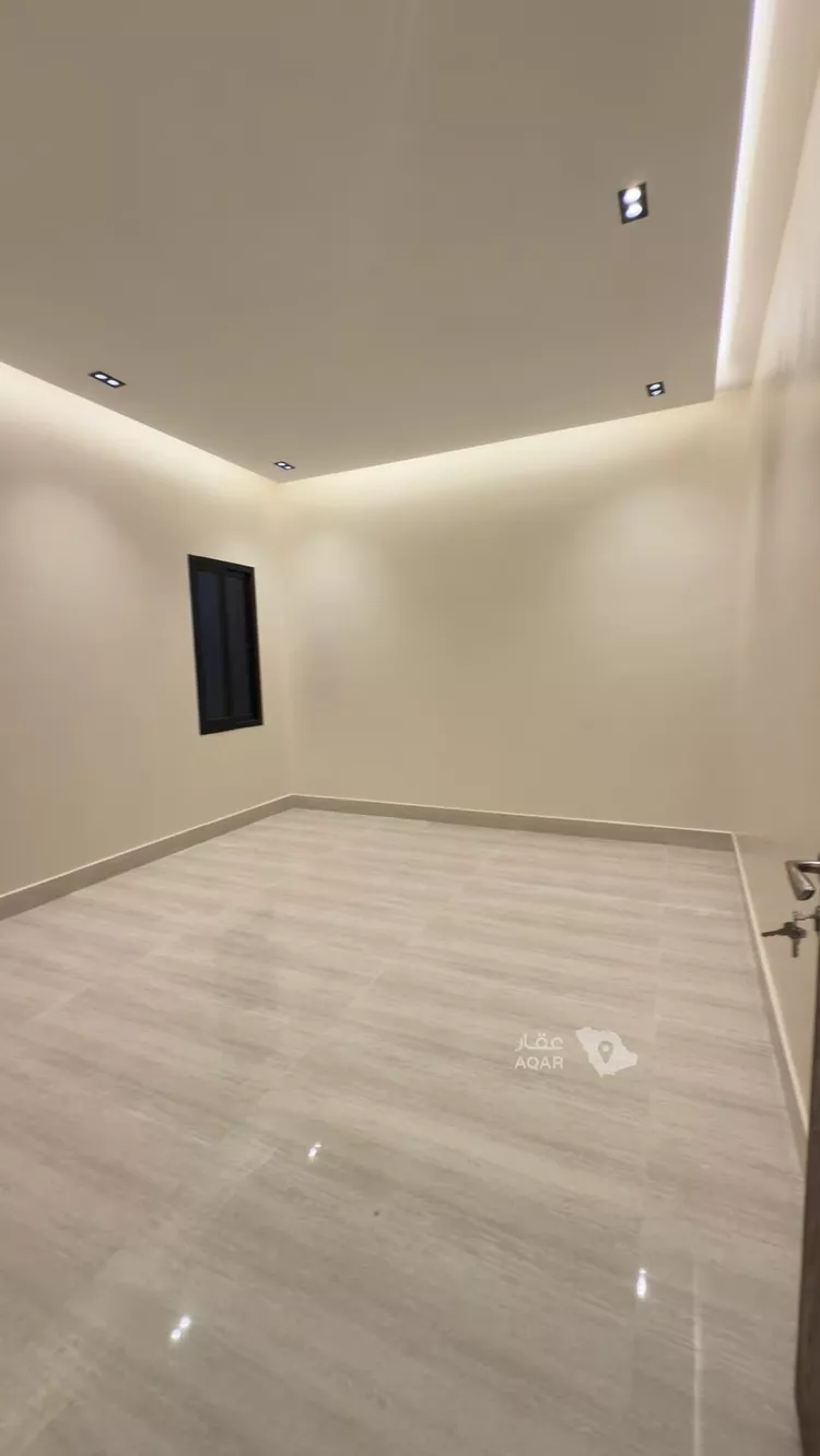 Floor for Sale in Riyadh Al Hazm 7