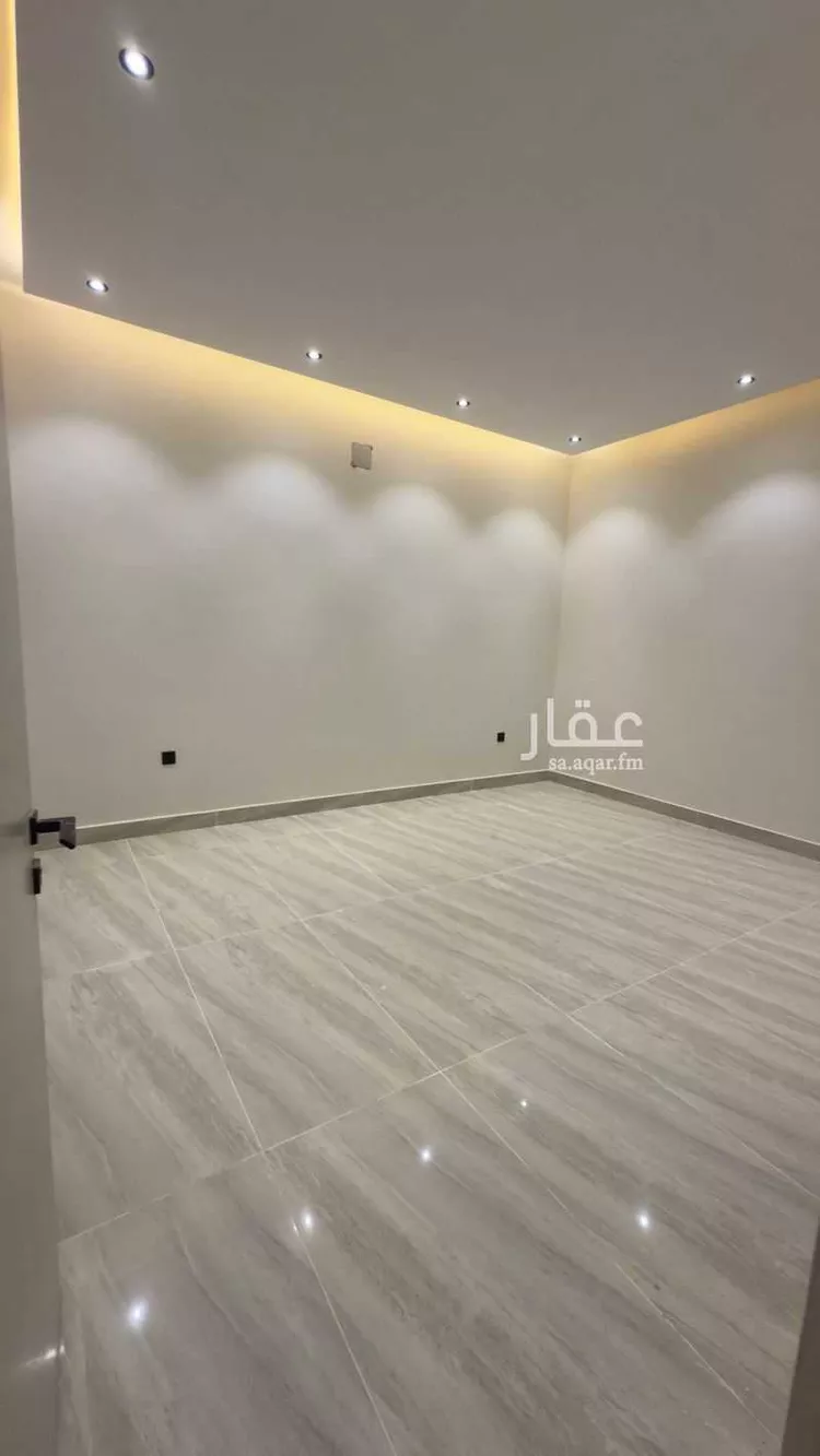 Floor for Sale in Riyadh Badr 8